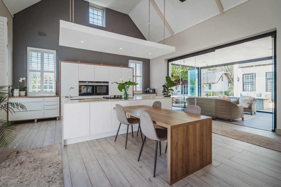 5 Bedroom Property for Sale in Glenwood Western Cape